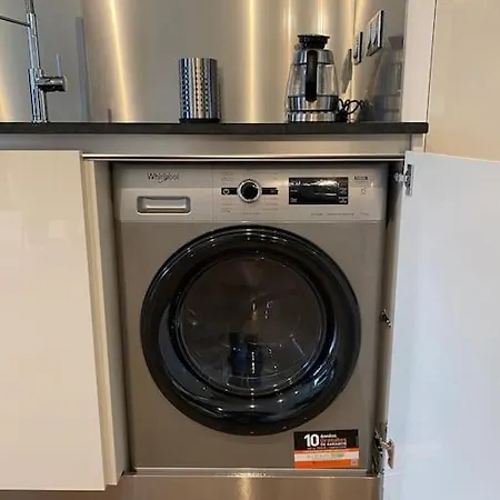 Le Domaine Réservé , Parking Et écrin De Verdure *