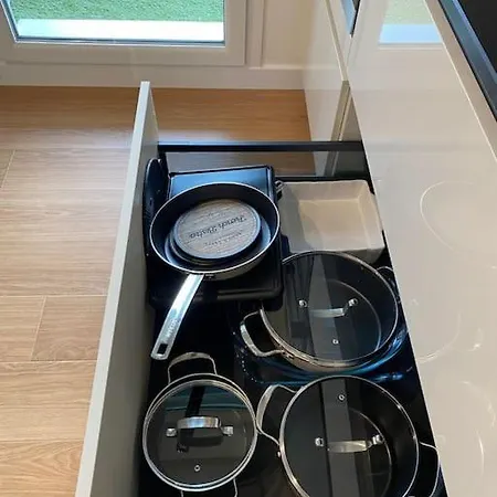 Le Domaine Réservé , Parking Et écrin De Verdure Amiens