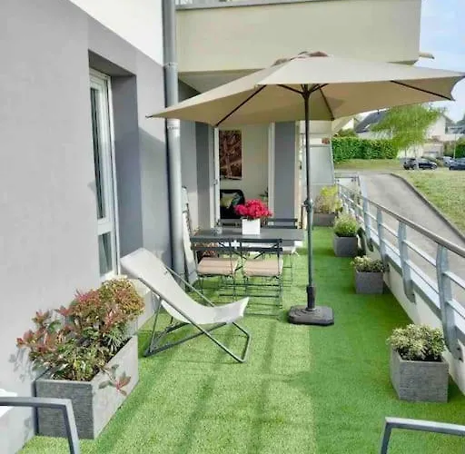 Le Domaine Réservé , Parking Et écrin De Verdure Amiens