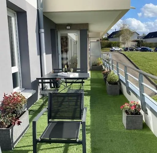 Le Domaine Réservé , Parking Et écrin De Verdure Appartement