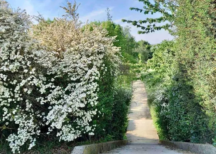 Le Domaine Réservé , Parking Et écrin De Verdure Appartement *